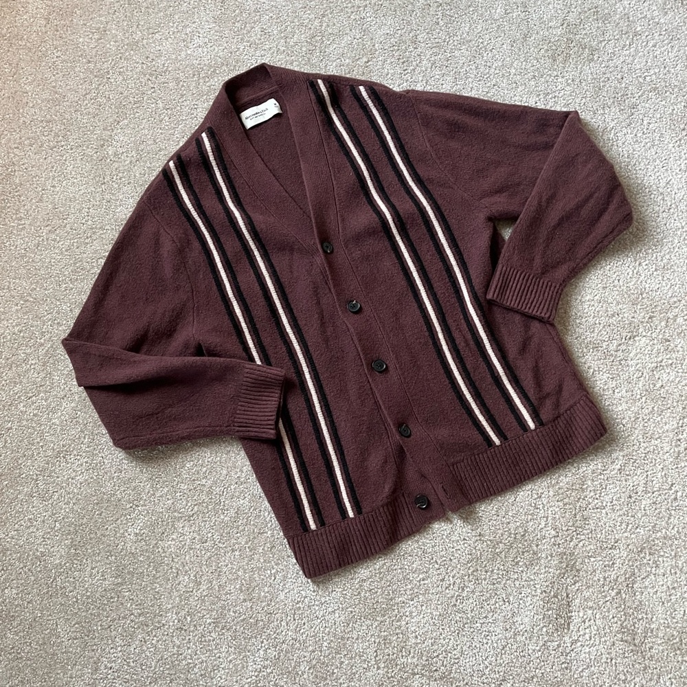Abercrombie & Fitch Men's Burgundy Striped Cardigan Sweater Size Medium Like New